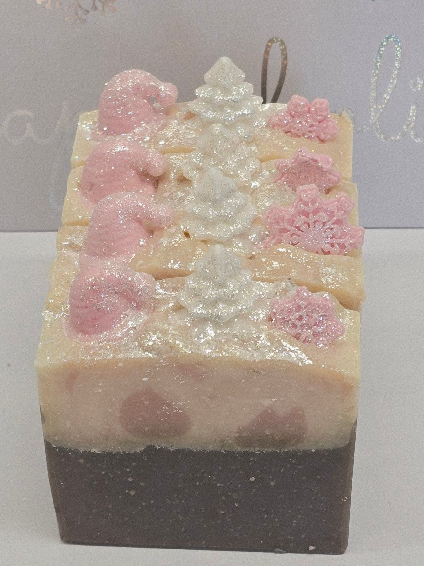 Holiday Scented Soap Bar, Decorative Soap for gift giving, Stocking stuffer